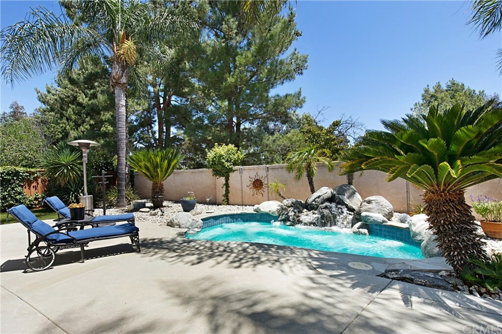 Property Photo: 43468 Via Candeleda CA 92592