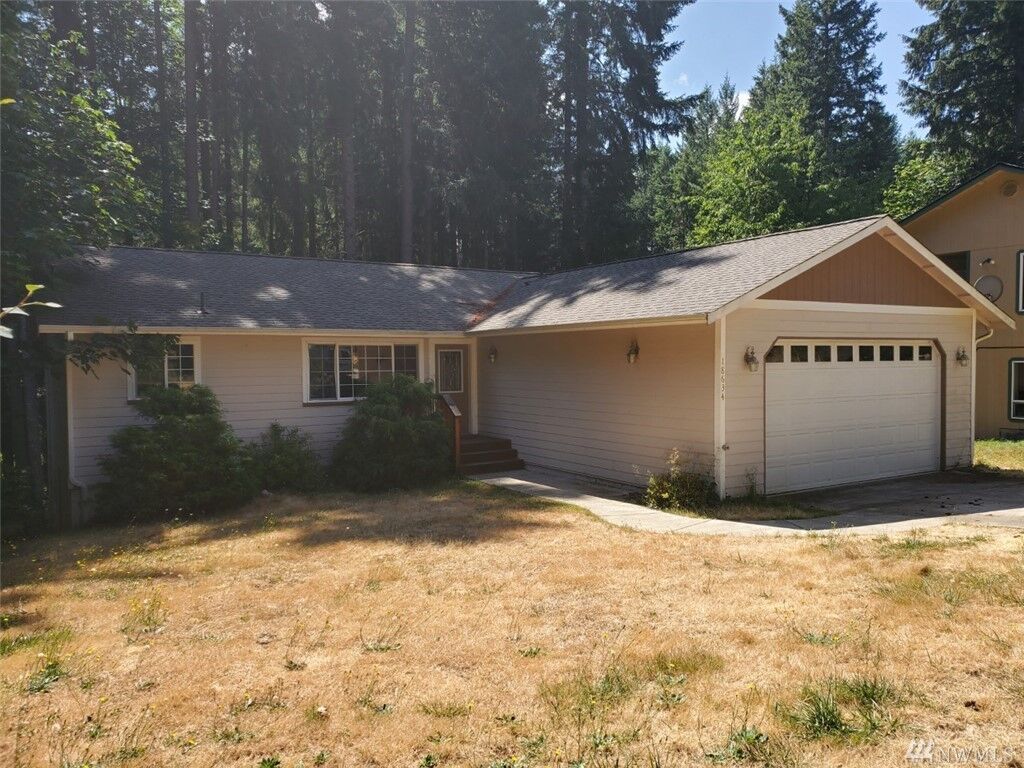 Property Photo:  18634 Woodside Dr SE  WA 98597 