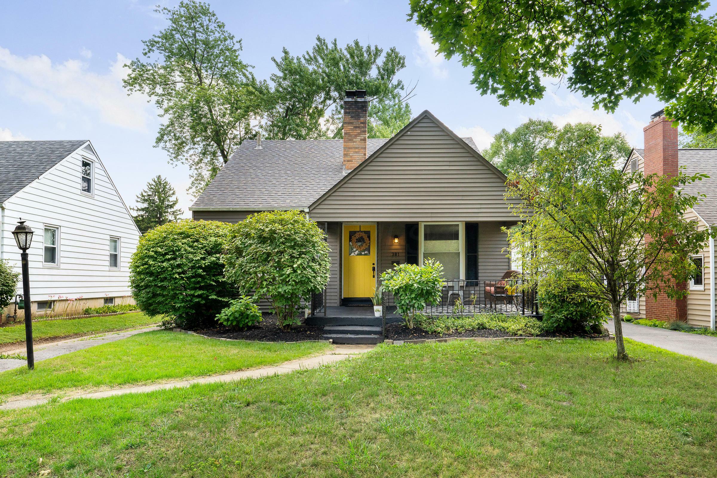 Property Photo:  381 Richards Road  OH 43214 