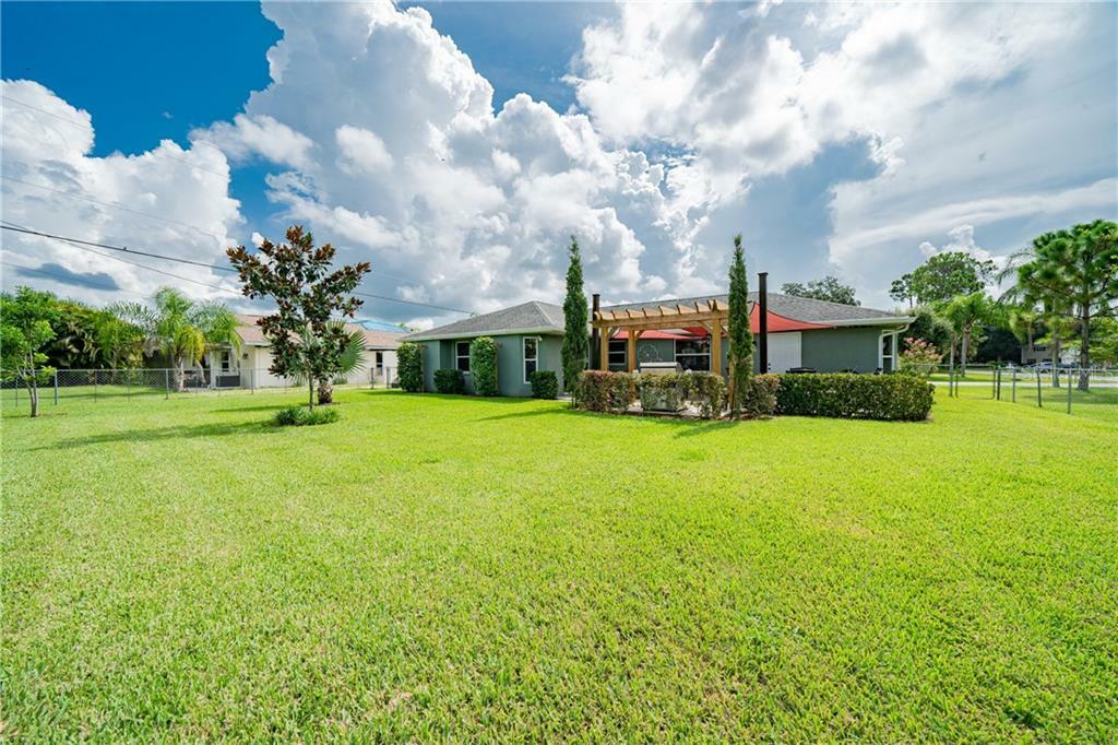 Property Photo:  81 Hannah Street  FL 33954 