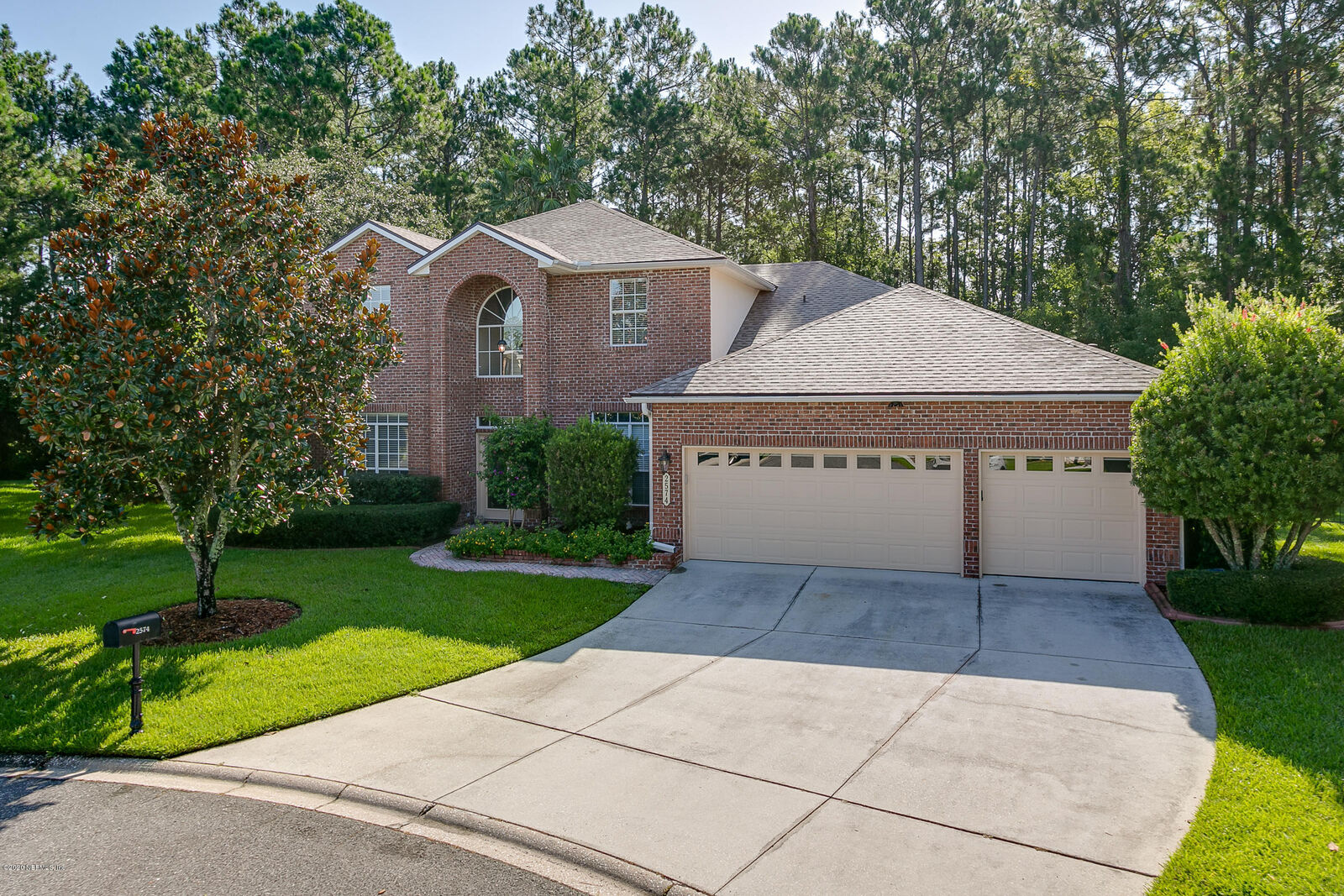 Property Photo:  2574 Whispering Pines Drive  FL 32003 