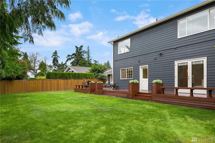 Property Photo: 3023 92nd Avenue NE WA 98004