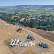 Property Photo:  1581  Bitterbrush Drive  WA 98926 