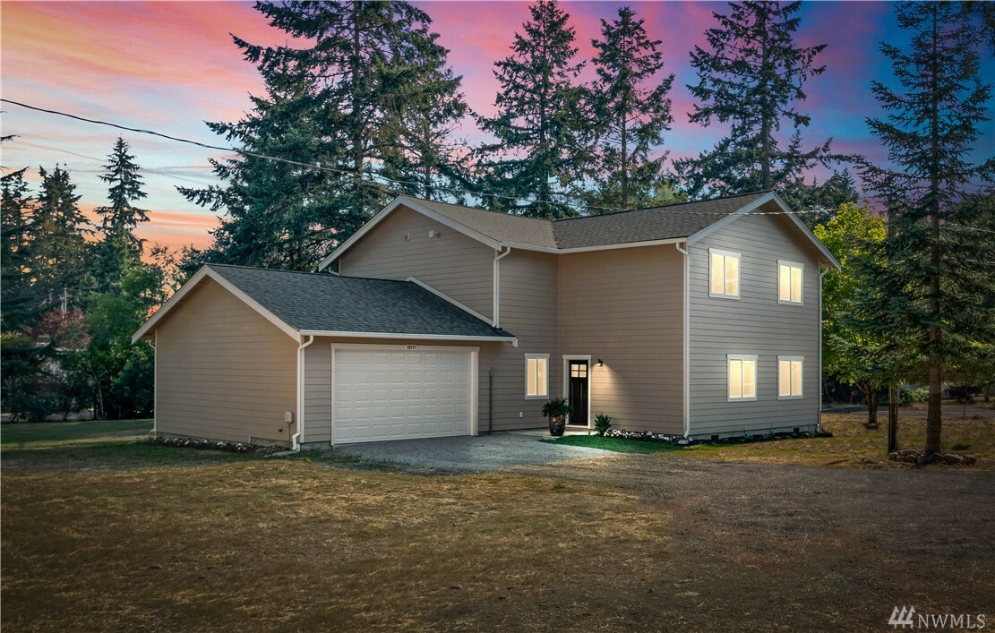 Property Photo: 15809 22nd Ave E WA 98445