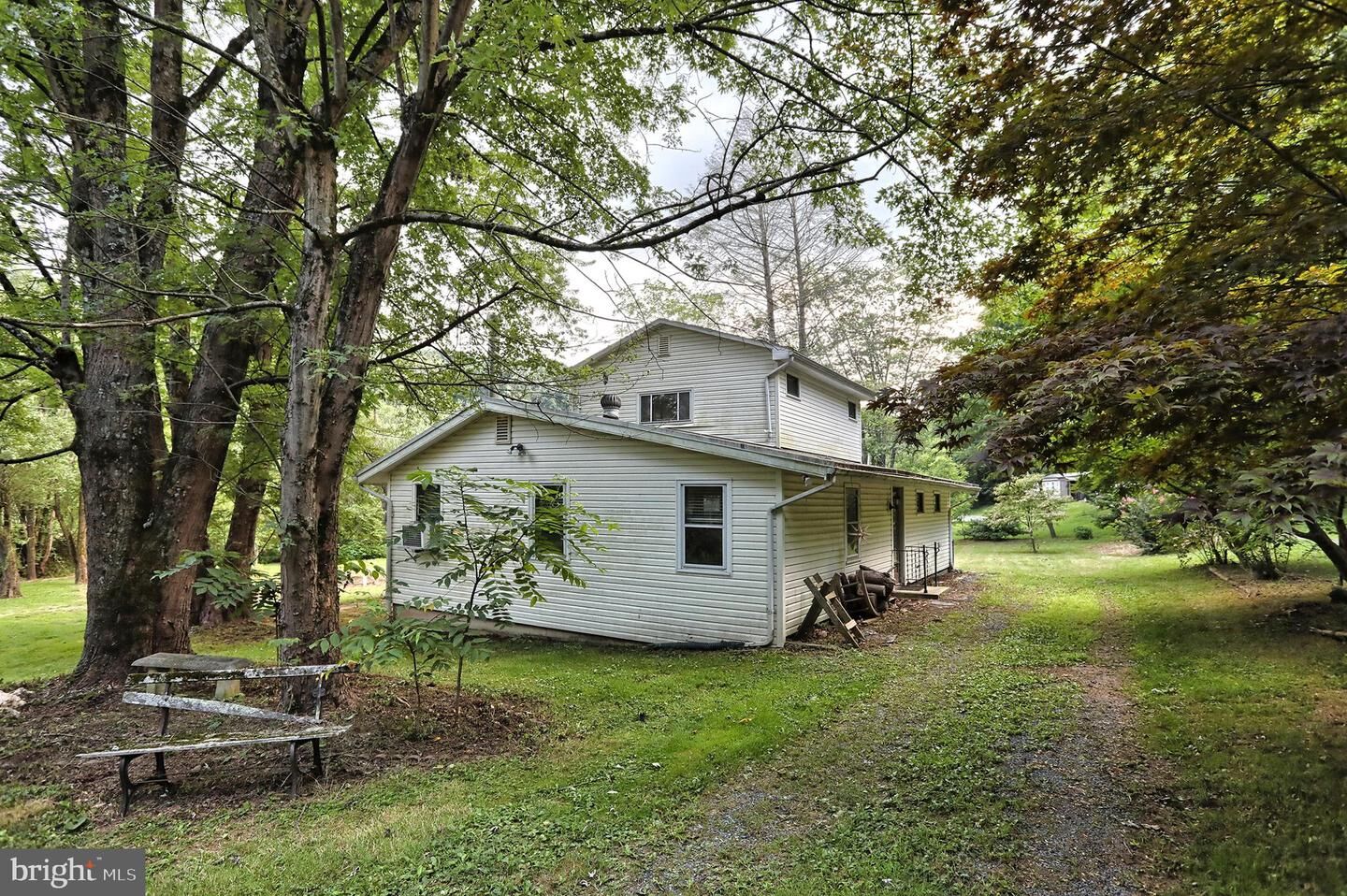 Property Photo: 2226 Lake Drive PA 17073