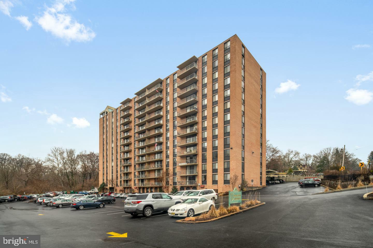 Property Photo: 801 Yale Avenue 608 PA 19081