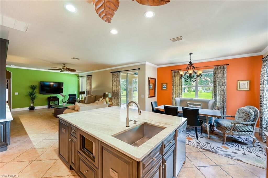 Property Photo: 120 Burnt Pine Dr FL 34119