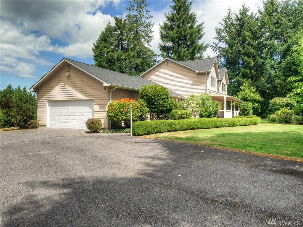 Property Photo:  8802  Joelle Lane SE  WA 98513 