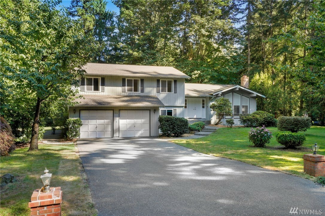 Property Photo:  5314 222nd Ave NE  WA 98053 