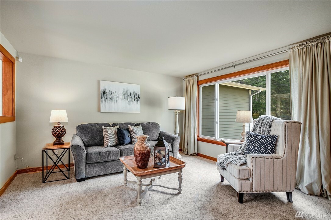 Property Photo: 42801 SE 176th St WA 98045