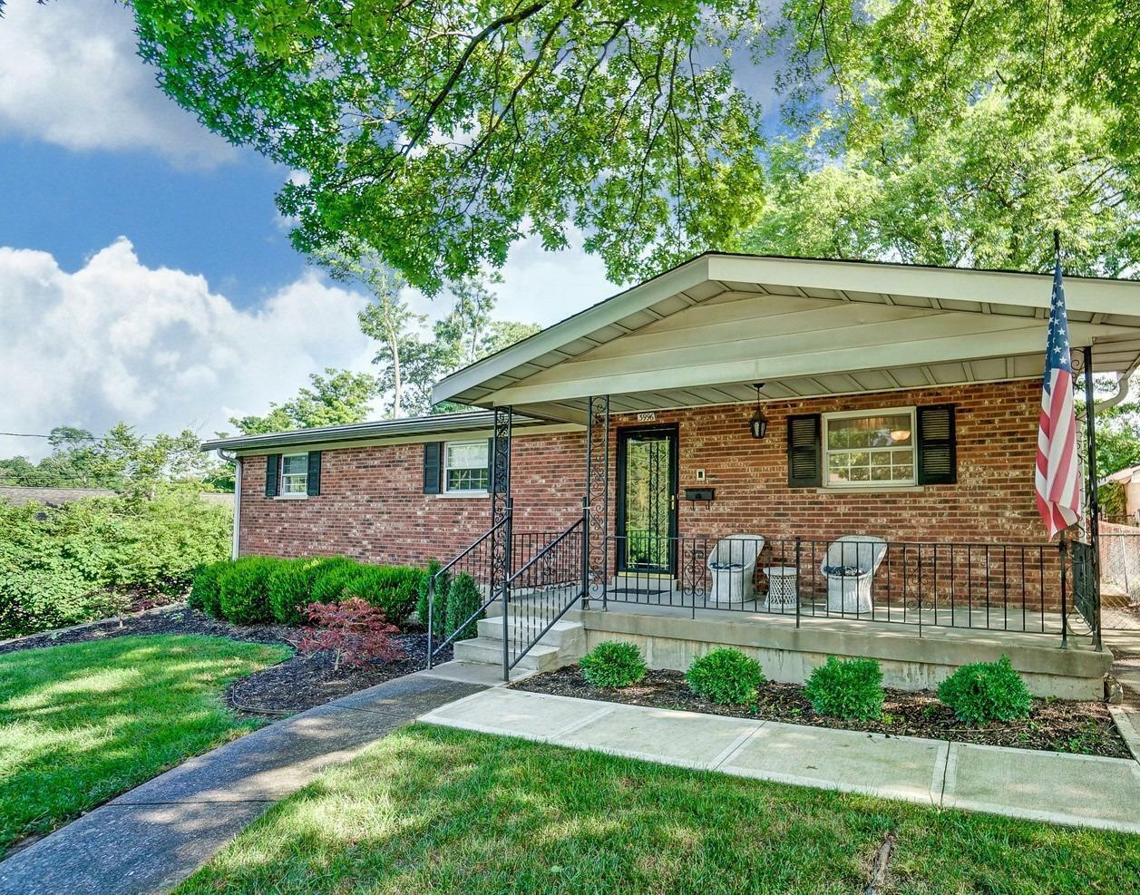 Property Photo: 3996 Robinhill Dr OH 45211