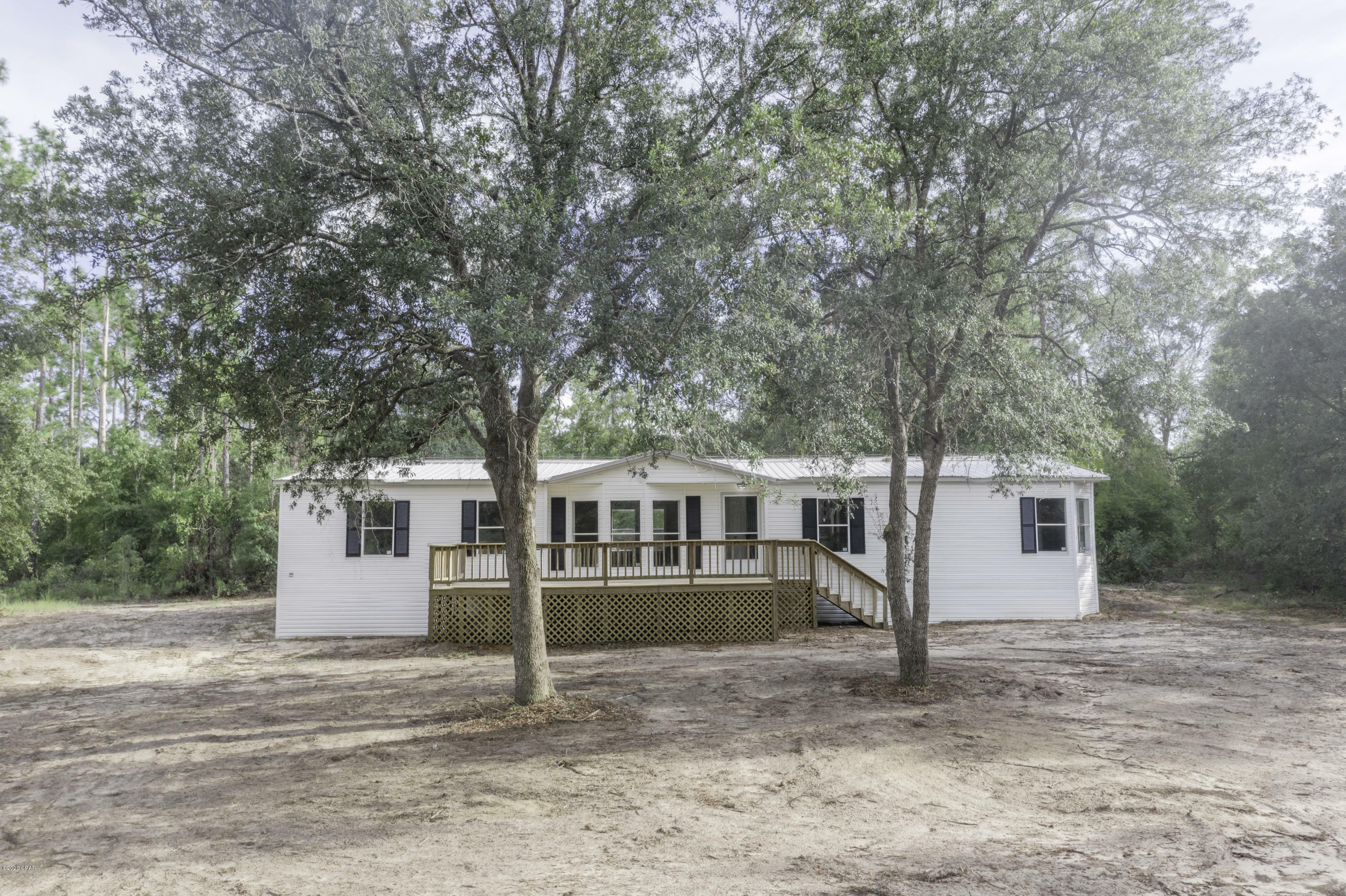 Property Photo:  4324 Leisure Lakes Drive  FL 32428 