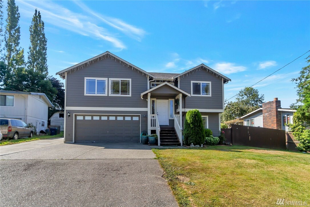 Property Photo:  2126 177th Place  WA 98037 