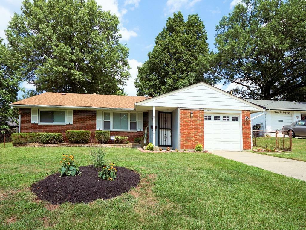 Property Photo: 2574 Gazelle Ct OH 45239
