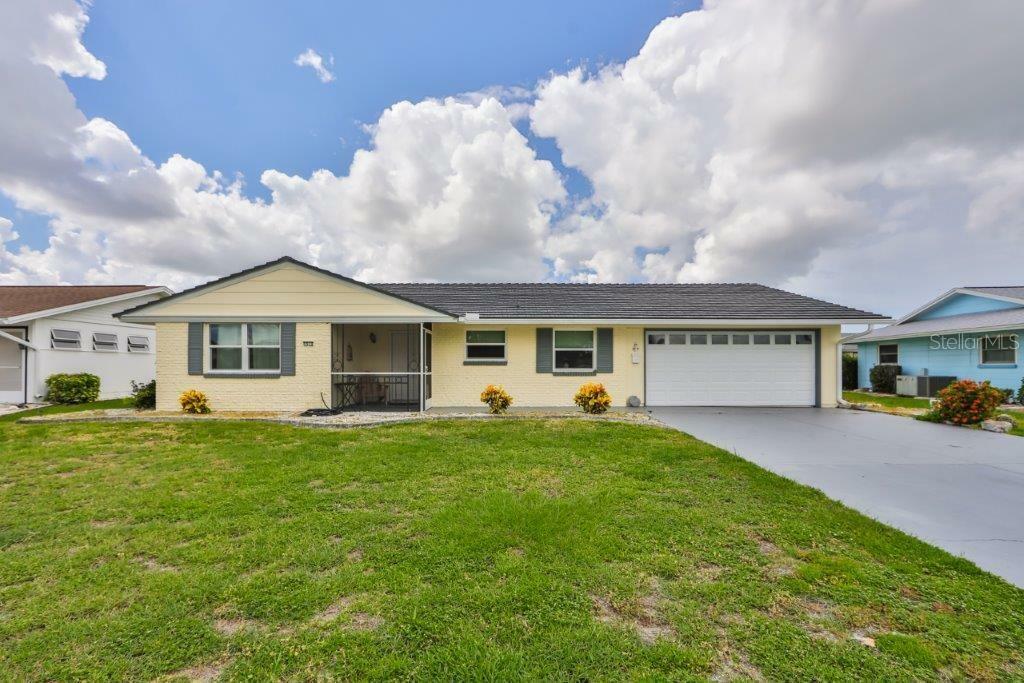 Property Photo:  1512 Bunker Hill Drive  FL 33573 