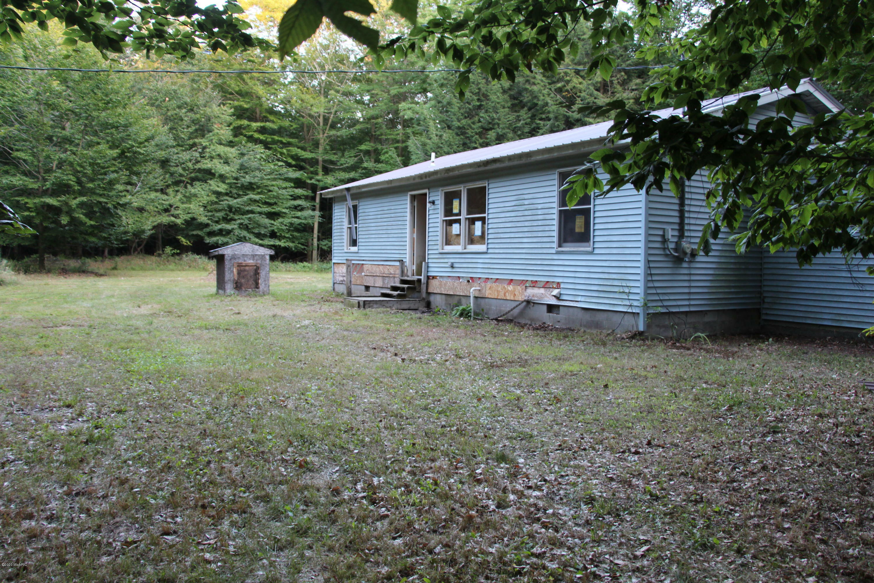 Property Photo:  3847 W Colburn Road  MI 49431 