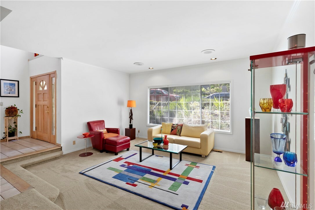 Property Photo: 6801 157th Place SW WA 98026
