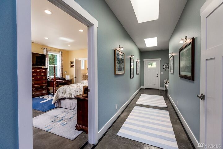 Property Photo:  430 Tucker Ave  WA 98250 