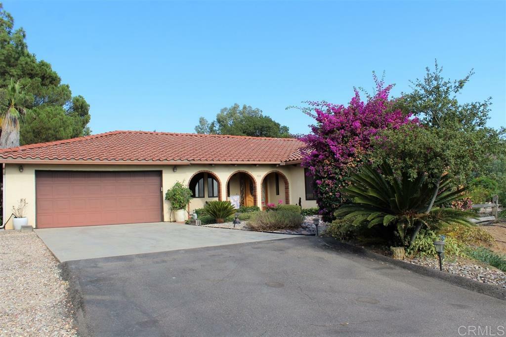 Property Photo: 529 Sneath Way CA 91901