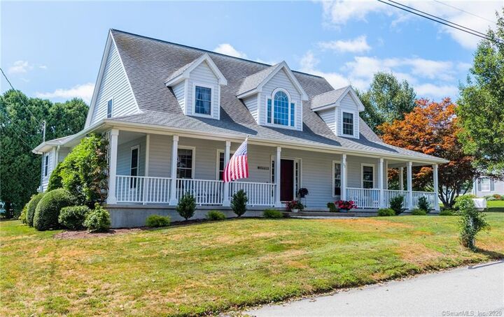 32 Whitecap Road  East Lyme CT 06357 photo
