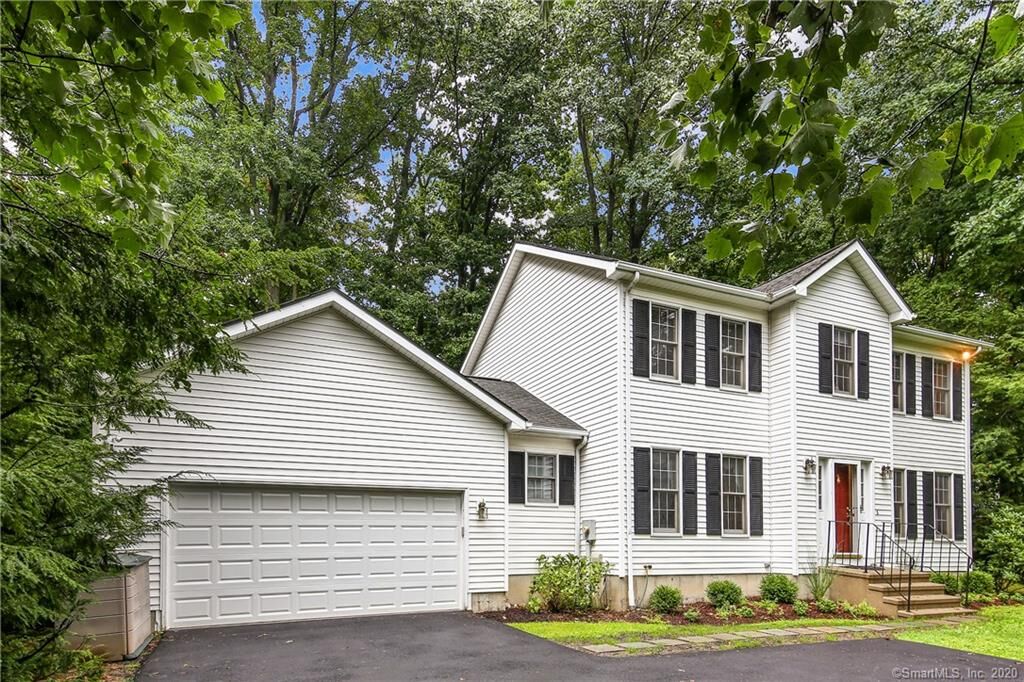 Property Photo:  98 Harvest Hill Lane  CT 06905 