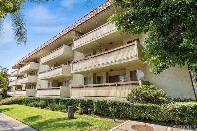 Property Photo:  125 S Sierra Madre Boulevard 202  CA 91107 