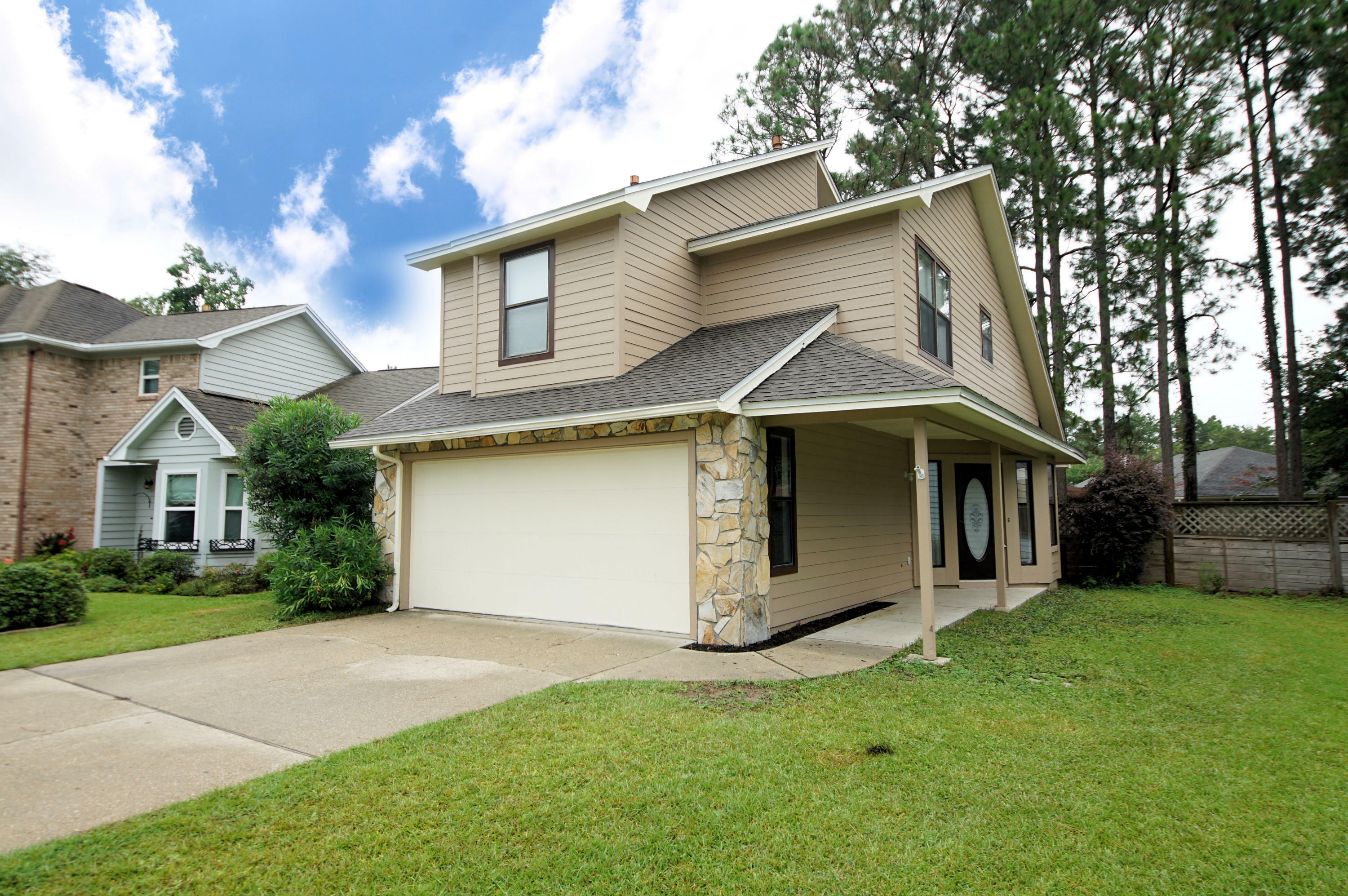 Property Photo:  1512 W Mariah Way  FL 32547 