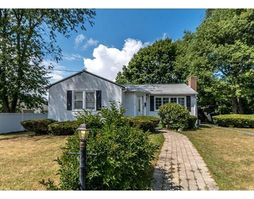 Property Photo: 15 Arbor Ln MA 02451