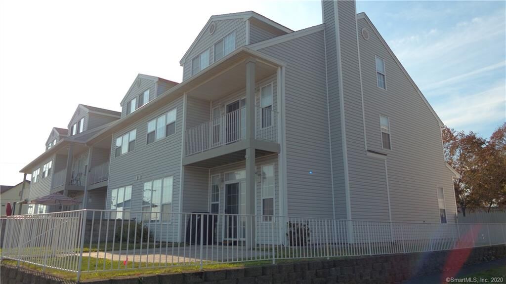 Property Photo: 7 Anderson Avenue 4 CT 06516