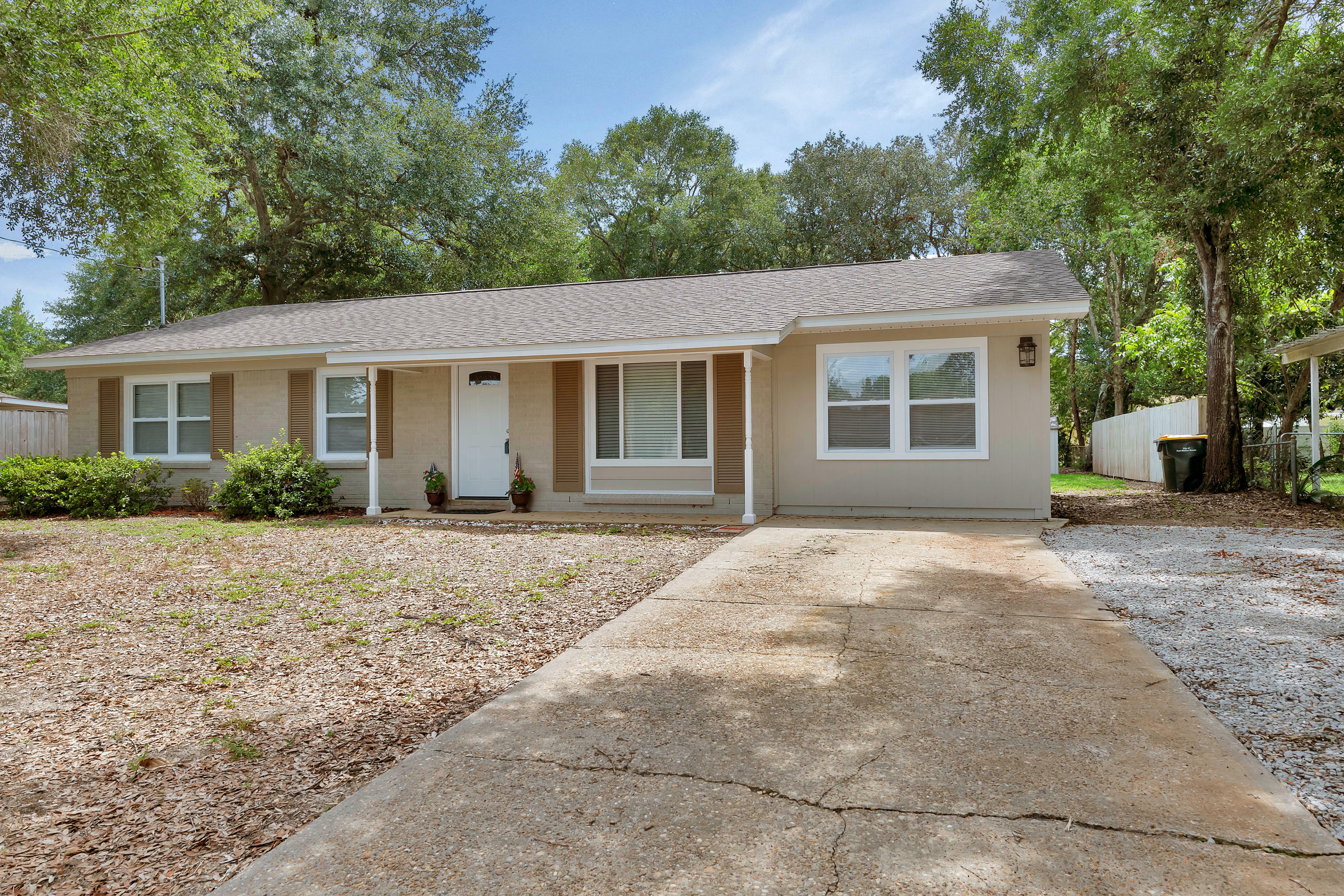 120 NW Willard Road  Fort Walton Beach FL 32548 photo