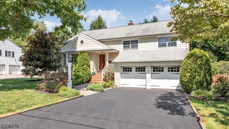 Property Photo:  322 Woods End Rd  NJ 07090 