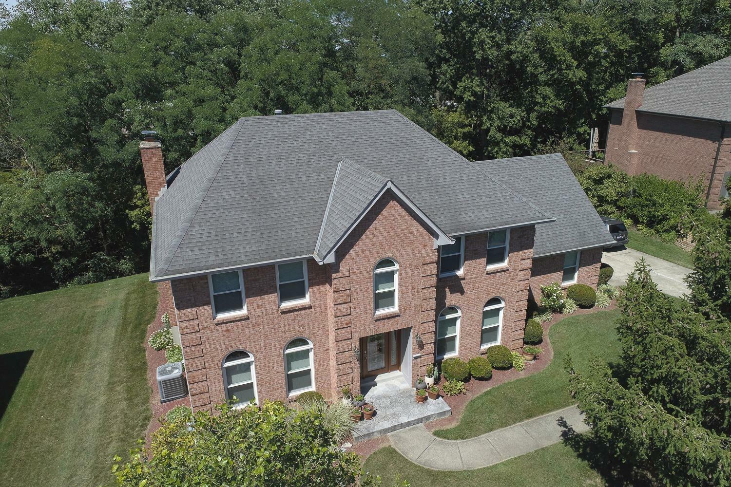 Property Photo: 3015 Cooperhill Dr OH 45241
