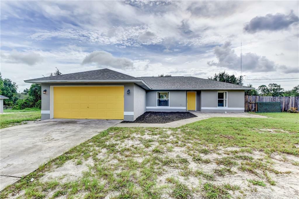 Property Photo:  335 S Cedar Avenue  FL 32763 