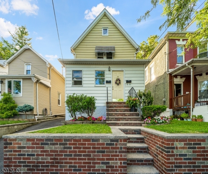 Property Photo: 78 Eastern Way NJ 07070