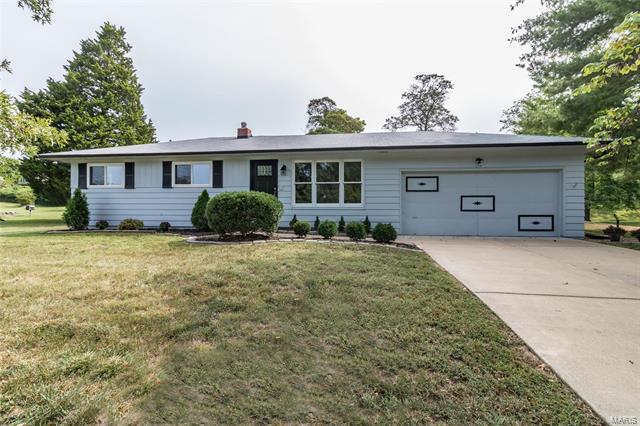 Property Photo: 124 Shirley Lane 63011