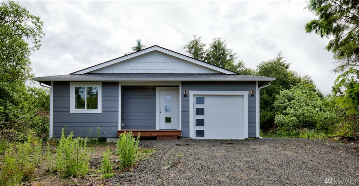 Property Photo:  313 Duck Lake Dr SE  WA 98569 