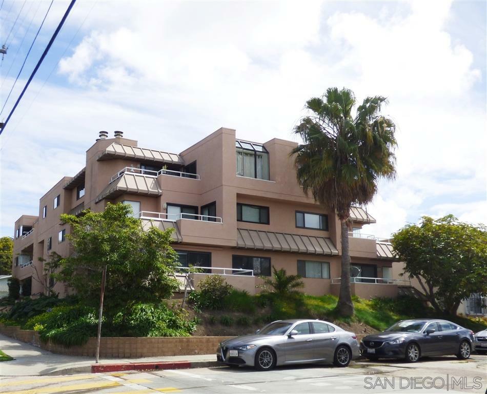 Property Photo:  1115 Pearl Street 9  CA 92037 