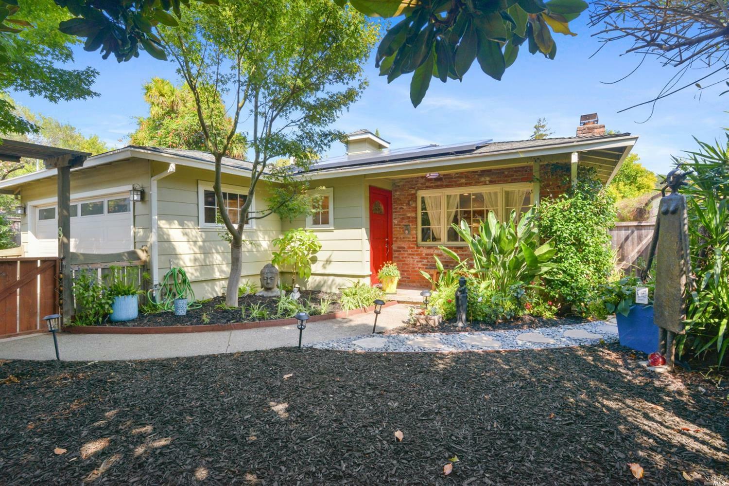 Property Photo:  8 Westbrae Drive  CA 94930 