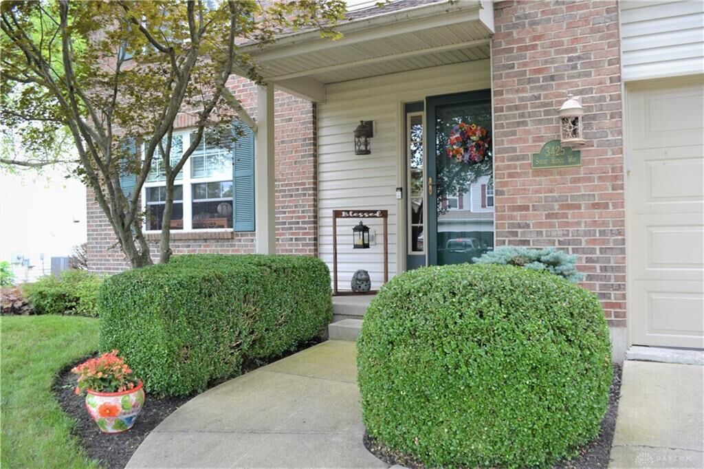 Property Photo: 3425 Surry Ridge Way OH 45424
