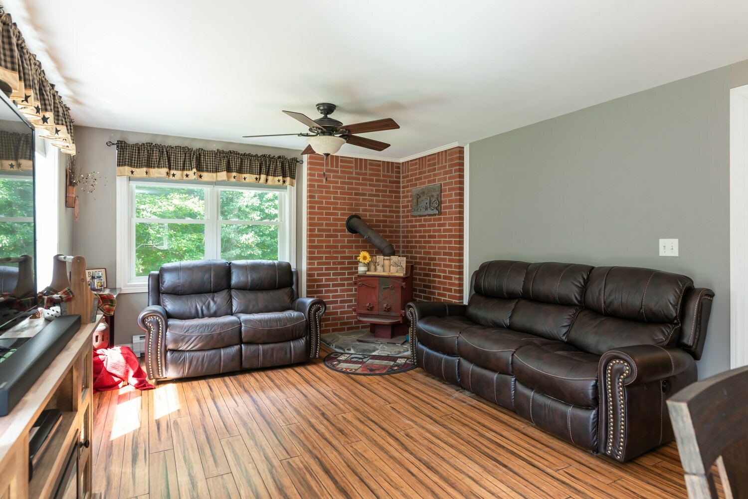 Property Photo:  481 Lower Jaffrey Road  NH 03444 