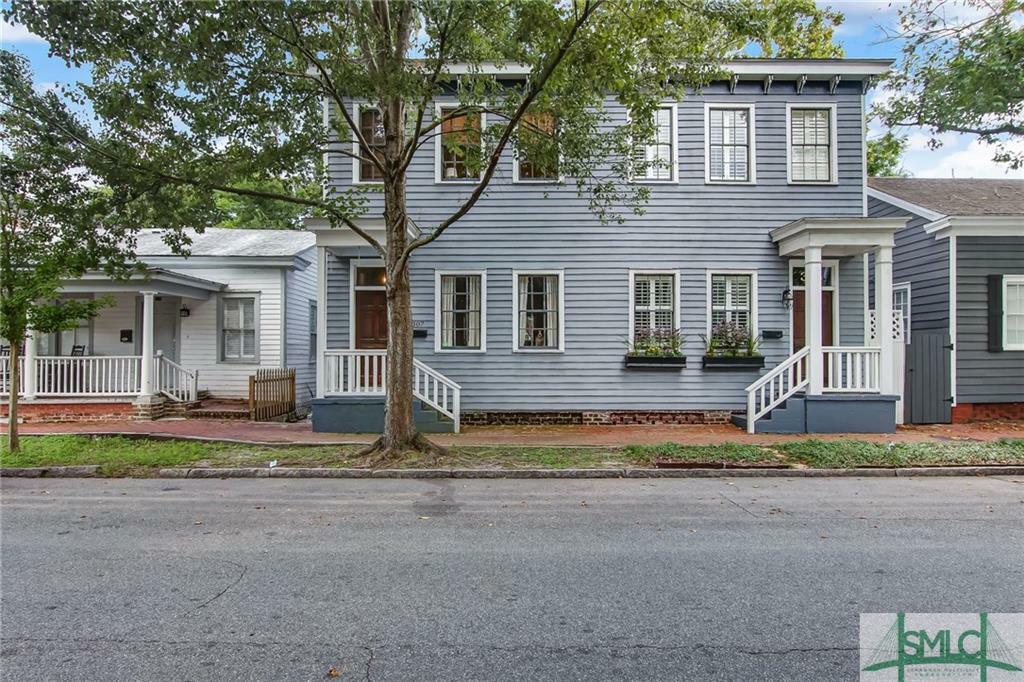 Property Photo:  307 E Park Avenue  GA 31401 