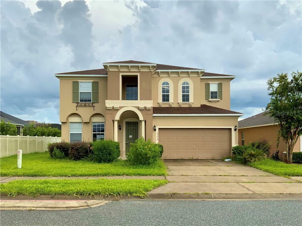 Property Photo:  1928 Strathmore Circle  FL 32757 