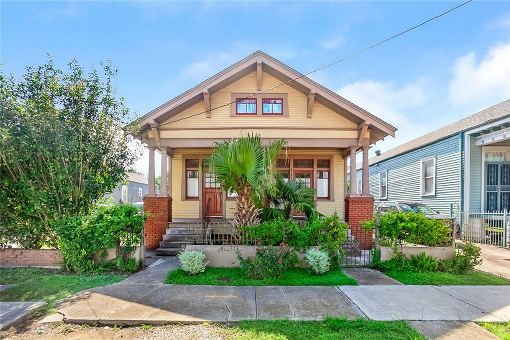 Property Photo:  717 St Maurice Street  LA 70117 