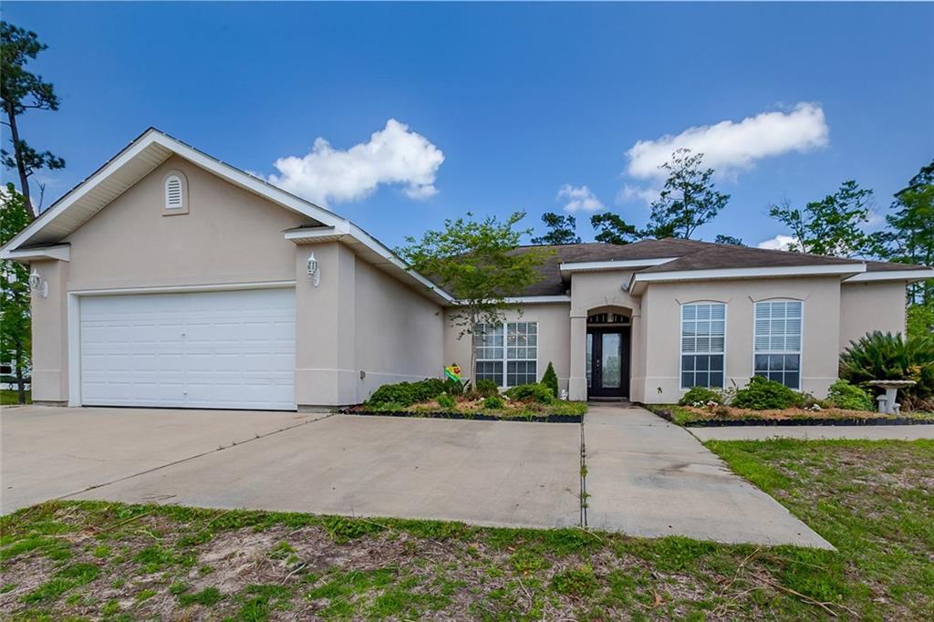 Property Photo: 1060 Claire Drive LA 70461