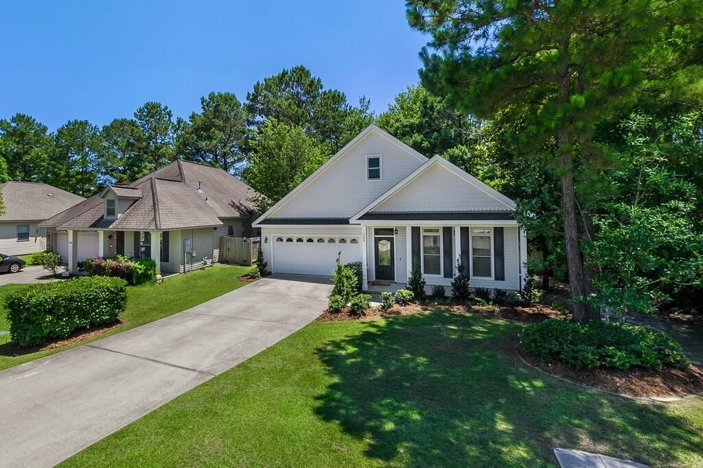 Property Photo: 200 Carriage Pines Lane LA 70433