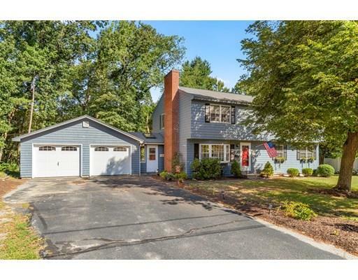 Property Photo:  14 Dennison Rd  MA 01863 