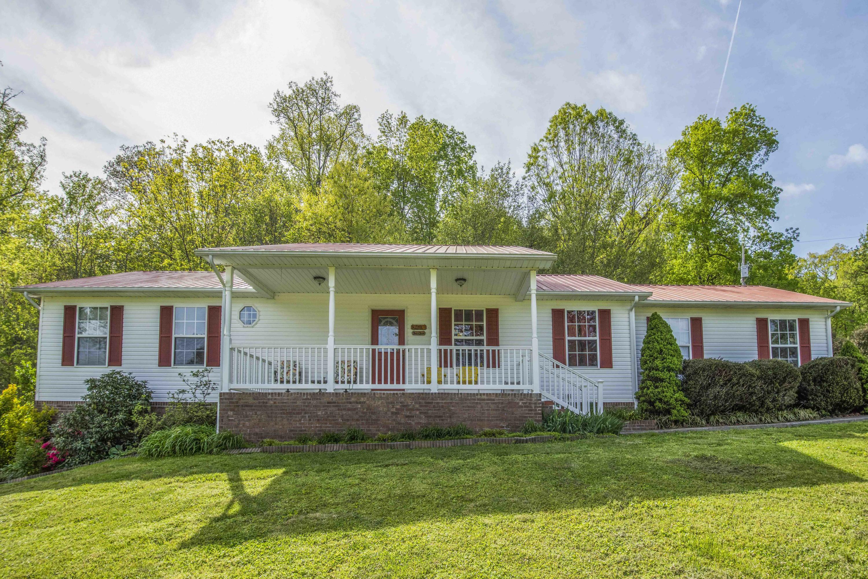 Property Photo:  444 Anglers Cove Rd  TN 37763 