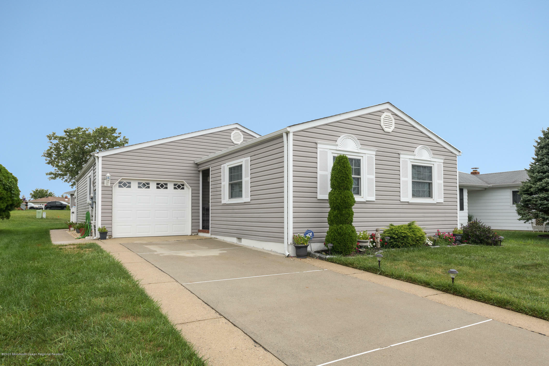 Property Photo:  36 Pirogue Street  NJ 08757 