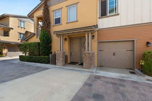 Property Photo:  1422 Windshore Way 41  CA 93035 