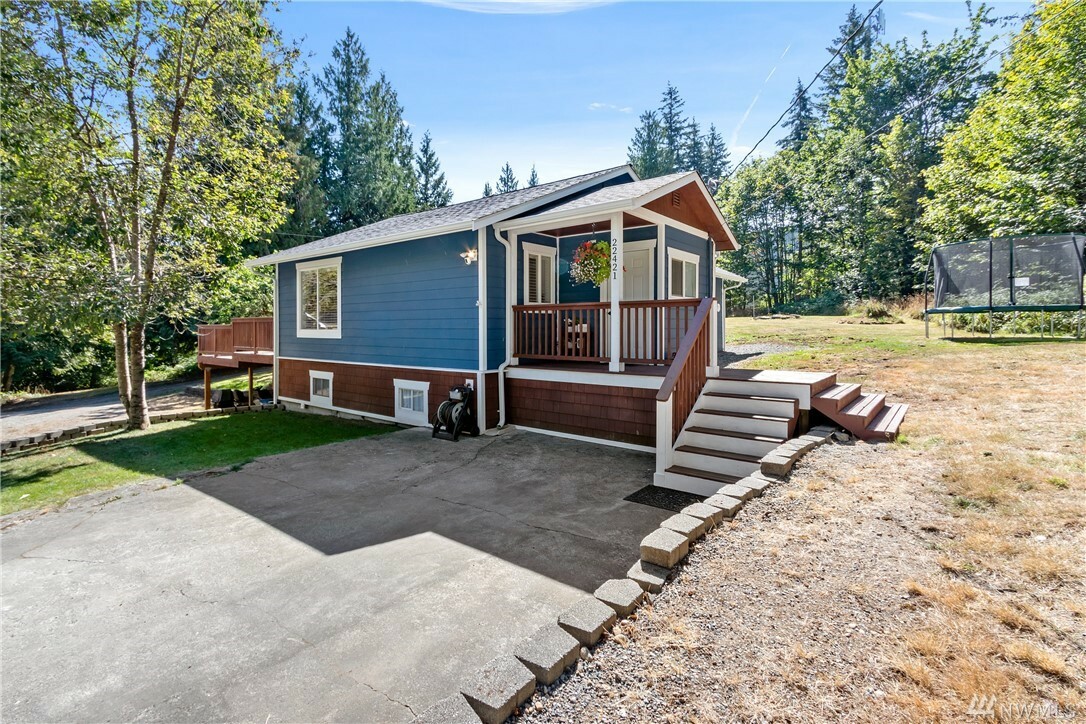 Property Photo:  22421 SE 331st St  WA 98092 